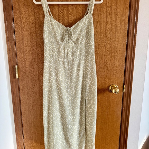 Abercrombie & Fitch Green Floral Midi Dress - Picture 1 of 4
